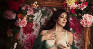 Read more about the article New Theme Alert: Spring Fling Boudoir Set