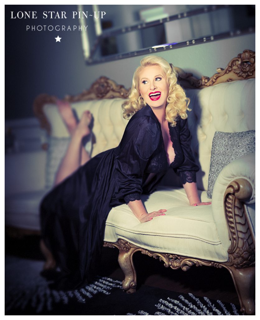Lone Star Pin-up