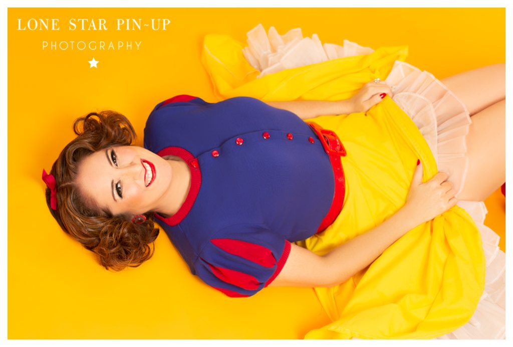 Lone Star Pin-up Manicure