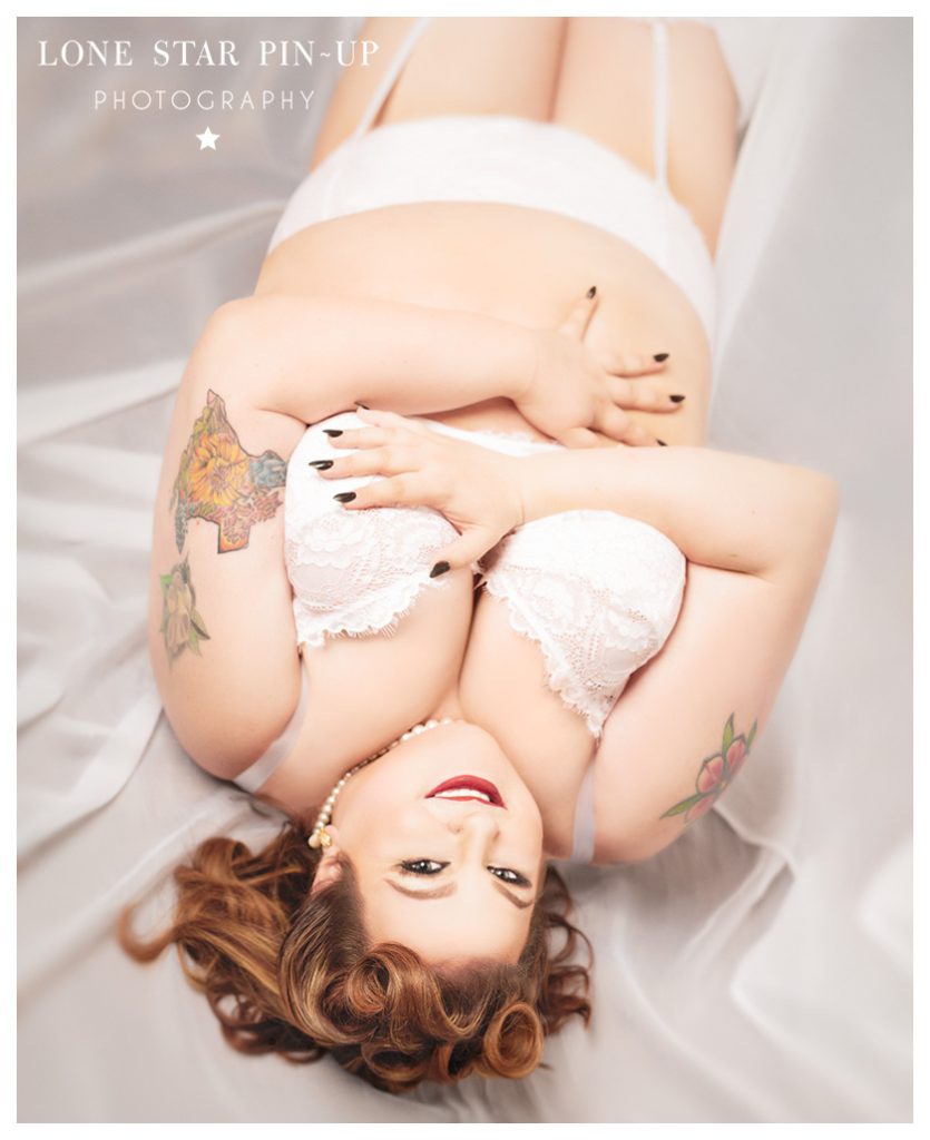 Lone Star Pin-up Manicure