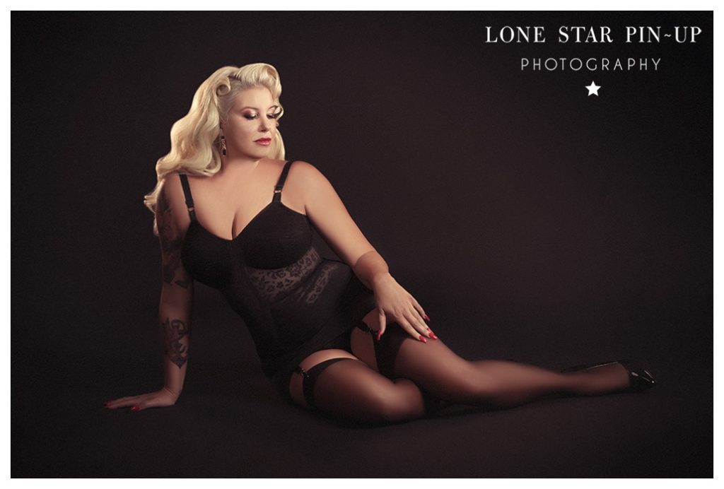 Lone Star Pin-up Manicure