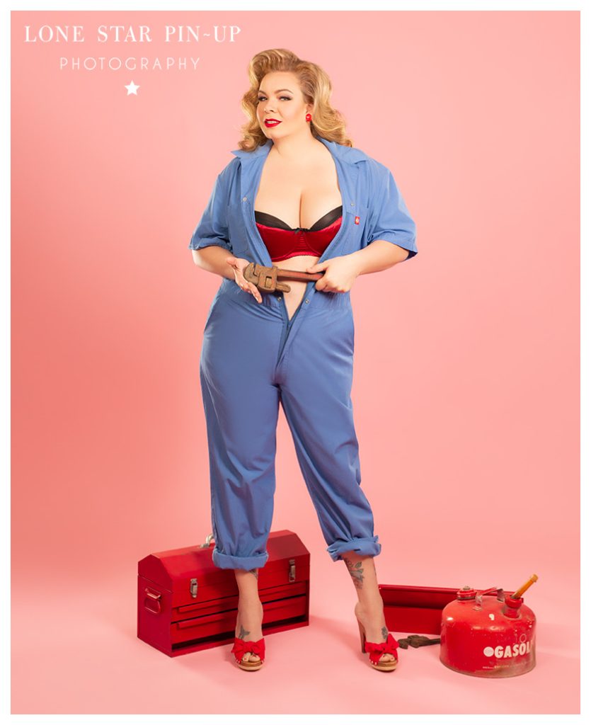 Lone Star Pin-up